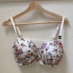 Victoria’s Secret Lightly Lined Demi Bra